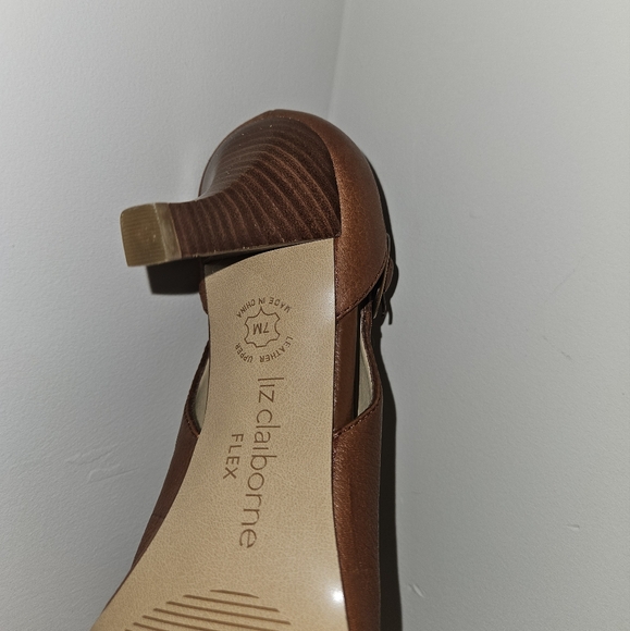 Vinatge Liz Claiborne Flex Short Heels Brown - Picture 10 of 10